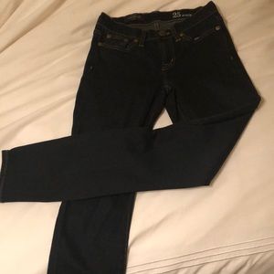 Jcrew NEW toothpick dark blue jeans size 25